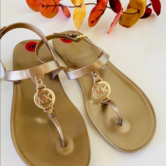 michael kors sandals size 8